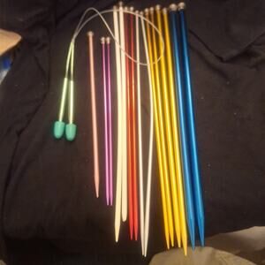 Lot of 17 Single Point 7" To 14" Long Knitting Needles ~ 8 Assorted Sets +1